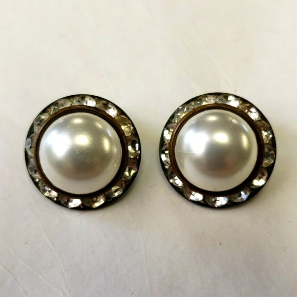 Vintage Clip on Earrings Used Pearl & Rhinestone - Picture 3 of 6